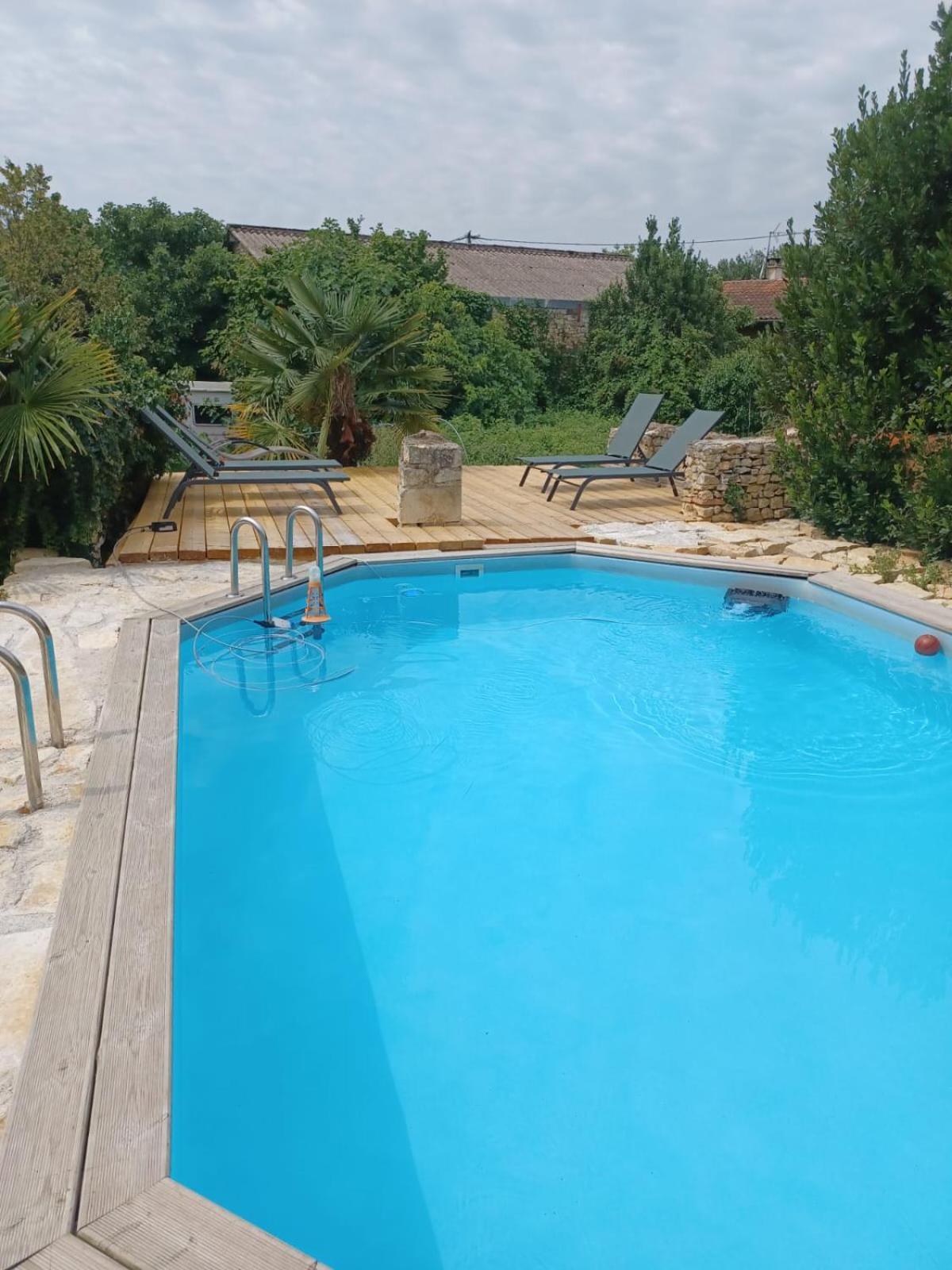 Ferienhaus Nid Charentais Angouleme Pool Jacuzzi La Poterie (Charente)